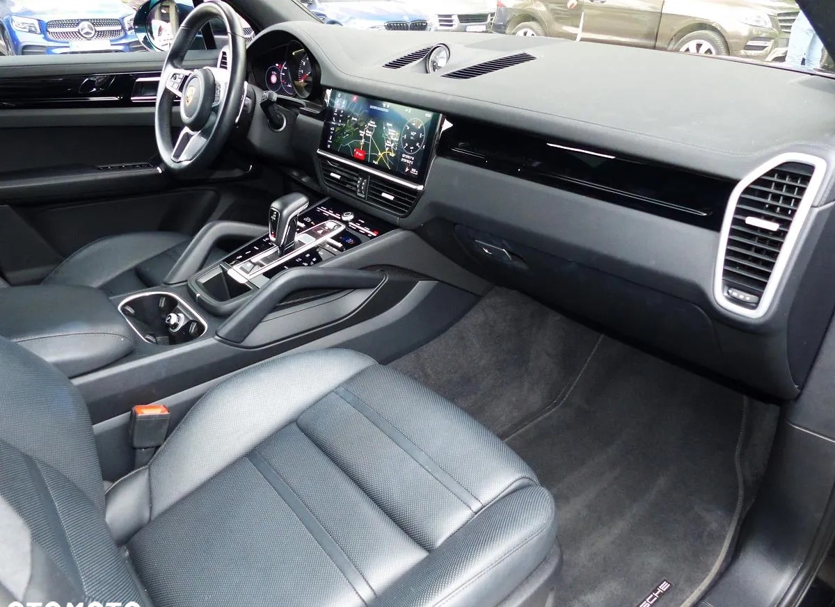 Porsche Cayenne cena 349900 przebieg: 35200, rok produkcji 2019 z Stęszew małe 191